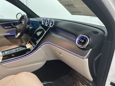2026 Mercedes-Benz GLC — photo 27 view