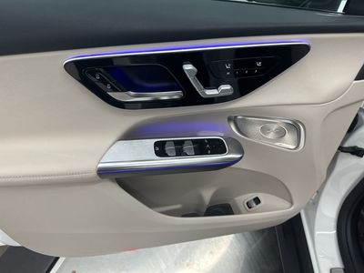 2026 Mercedes-Benz GLC — photo 11 view