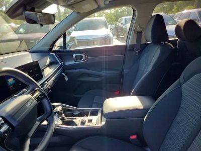 2026 Kia Sorento — photo 8 view