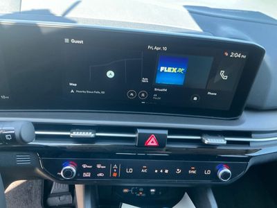 2026 Kia Sportage — photo 12 view