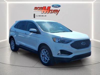 2023 Ford Edge — rear three-quarter view