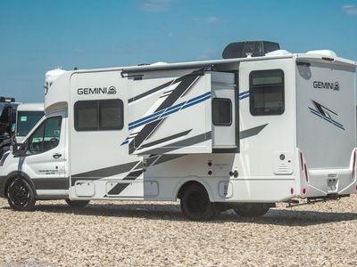 2026 Thor Motor Coach Gemini - Photo 2