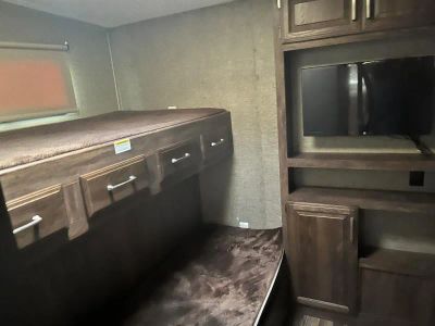 2016 Keystone RV Cougar - Photo 11