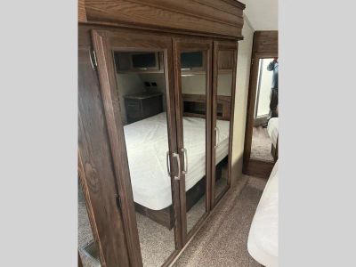 2016 Keystone RV Cougar - Photo 15