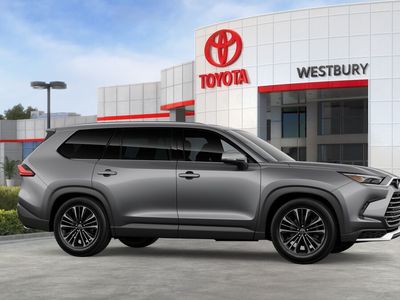 2026 Toyota Grand Highlander Hybrid - Photo 13