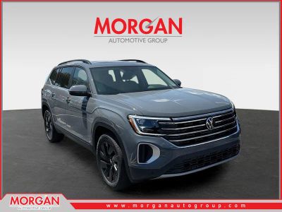 2026 Volkswagen Atlas 2.0T SE w/Technology in Gray — front three-quarter view