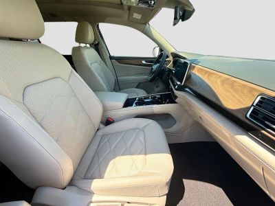 2026 Volkswagen Atlas — photo 24 view