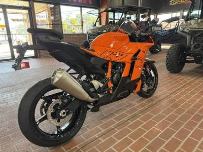 2026 KTM 990 RC R - Photo 9