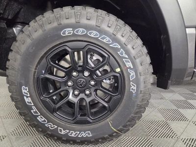 2026 Ram 1500 — photo 8 view