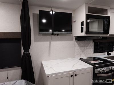 2026 Highland Ridge RV Range Lite - Photo 11