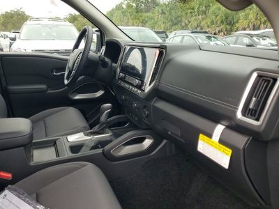 2026 Nissan Frontier — photo 29 view