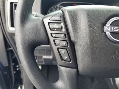 2026 Nissan Frontier — photo 11 view