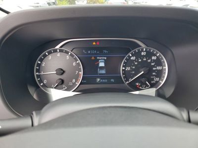 2026 Nissan Frontier — photo 14 view