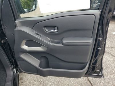 2026 Nissan Frontier — photo 31 view