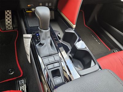 2026 Toyota Camry - Photo 14