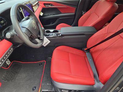 2026 Toyota Camry - Photo 8