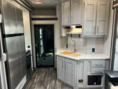 2023 Keystone FUZION - Photo 2