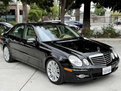 2007 Mercedes-Benz E350 in Black — front three-quarter view