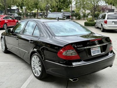2007 Mercedes-Benz E350 — engine compartment view