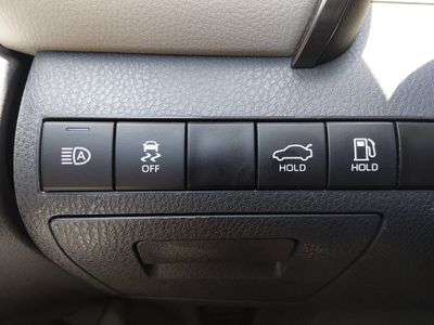 2024 Toyota Camry - Photo 18
