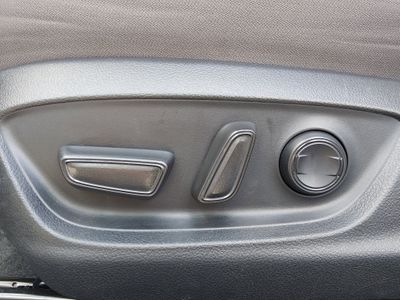 2024 Toyota Camry - Photo 19