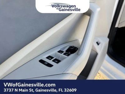 2025 Volkswagen Jetta — photo 12 view