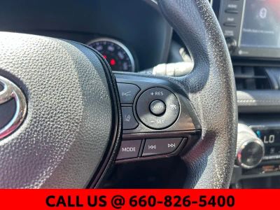 2021 Toyota RAV4 — photo 15 view