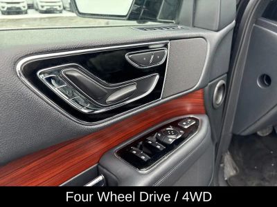 2024 Lincoln Navigator Premiere - Photo 16