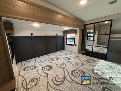 2025 Dutchmen RV Astoria - Photo 33