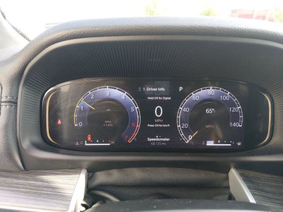 2023 Jeep Wagoneer L — photo 14 view