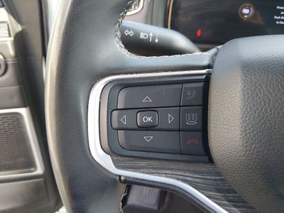 2023 Jeep Wagoneer L — photo 12 view