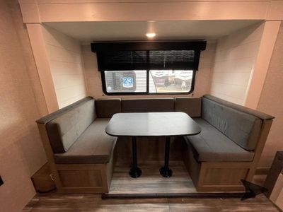 2025 Jayco Jay Flight SLX - Photo 14