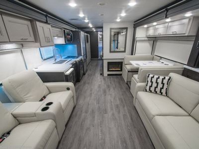 2026 Thor Motor Coach Riviera - Photo 7