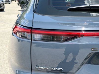 2026 Toyota Crown Signia - Photo 10