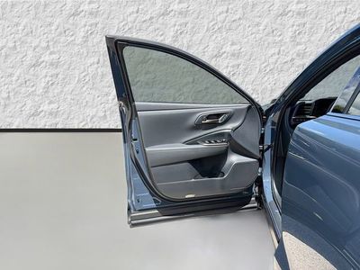 2026 Toyota Crown Signia - Photo 22
