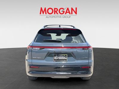 2026 Toyota Crown Signia - Photo 4
