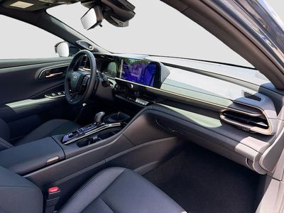 2026 Toyota Crown Signia - Photo 15