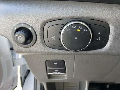 2026 Ford Transit-150 - Photo 17