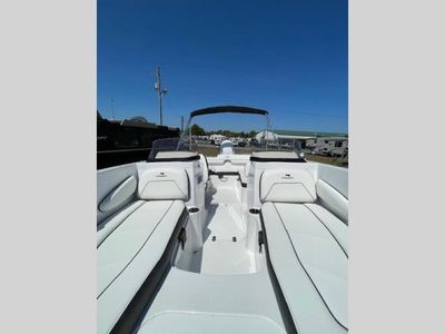 2026 Stingray 172DC 172DC — photo 8 view