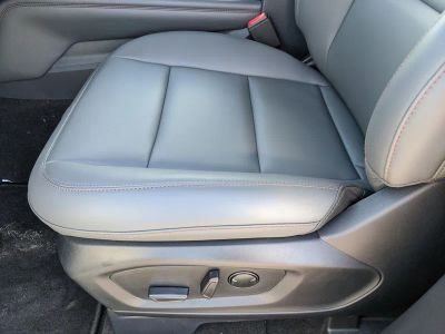 2026 Ford Explorer — photo 19 view