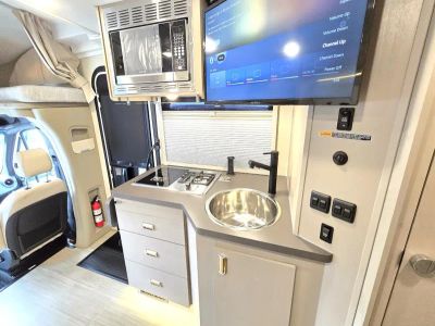 2026 Winnebago VIEW - Photo 8
