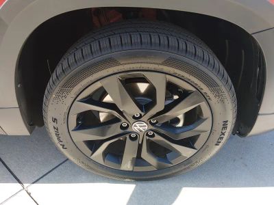 2023 Volkswagen Taos - Photo 10