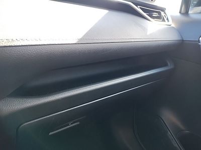 2022 Toyota RAV4 — photo 36 view