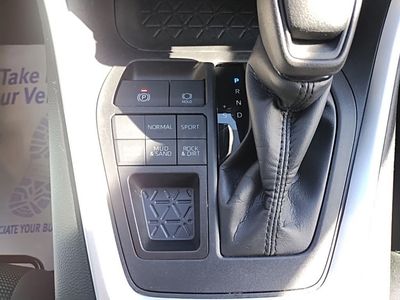 2022 Toyota RAV4 — photo 31 view