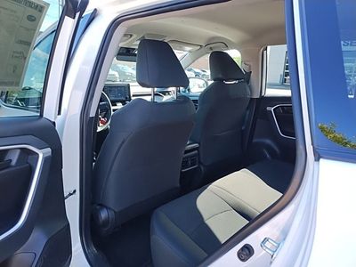 2022 Toyota RAV4 — photo 38 view