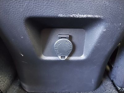 2022 Toyota RAV4 — photo 42 view