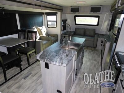 2022 Dutchmen RV Kodiak Ultimate - Photo 13