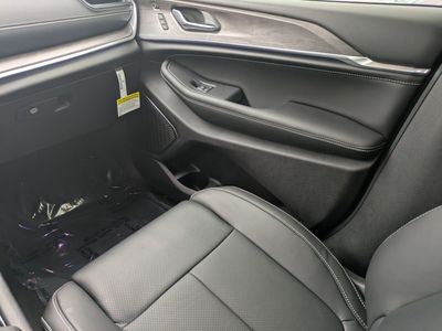 2025 Jeep Grand Cherokee - Photo 15