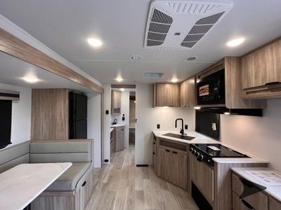 2025 Winnebago Access - Photo 13