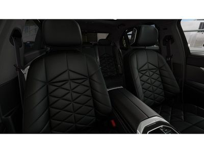 2026 BMW 7 Series — photo 11 view